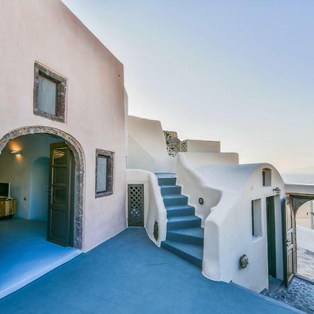 Elia 1968 Cave Houses Oia  Exterior photo